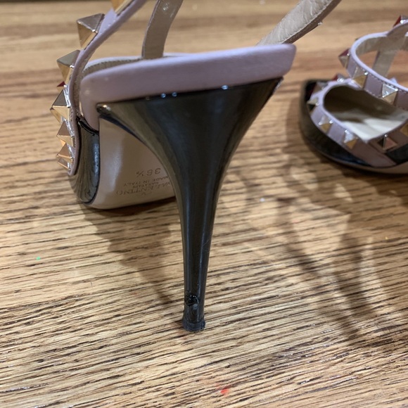 Valentino Rockstud Patent Black Nude Poudre Pump - Picture 6 of 7